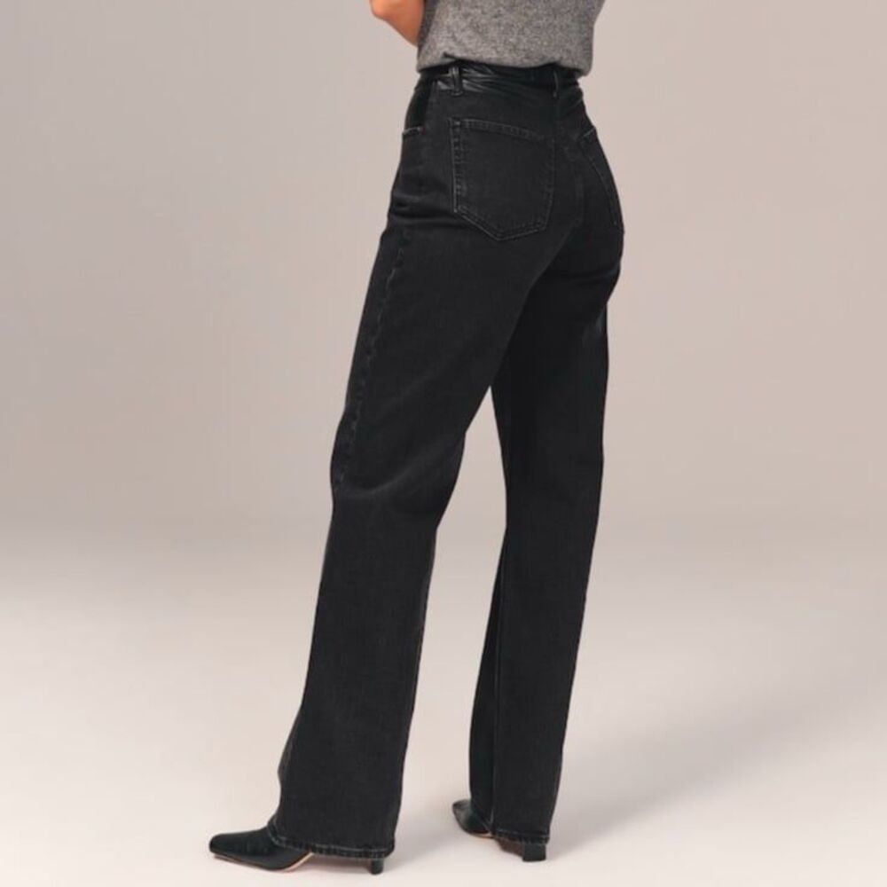 Abercrombie & Fitch Curve Love ’90s Relaxed High Rise Faux Leather Jeans 23R - Picture 3 of 11